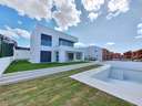 Villa en venta en Manilva zona La Duquesa