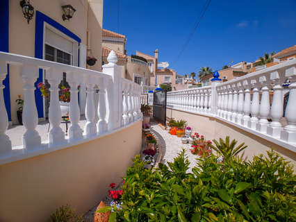 Villa en venta en Orihuela zona Villamartín