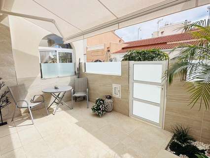Casa en venta en Torrevieja zona La Siesta