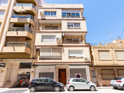 Apartamento en venta en Torrevieja zona Puerto Deportivo