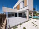 Villa en venta en Algorfa zona LA FINCA GOLF / ALGORFA