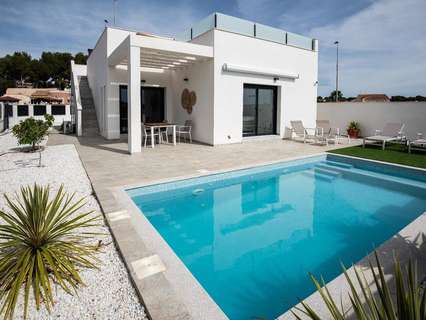 Villa en venta en Pilar de la Horadada zona Pinar De Campoverde