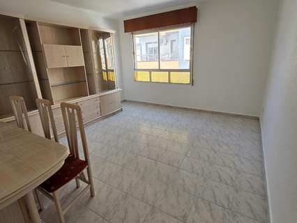 Apartamento en venta en Torrevieja zona Las Piscinas Naturales