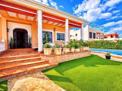 Villa en venta en Torrevieja zona La Mata