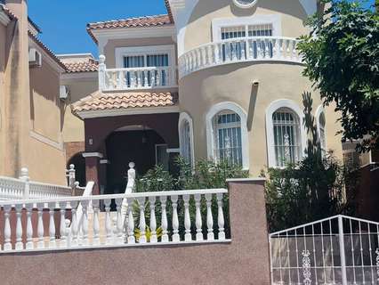 Villa en venta en Orihuela zona Villamartín