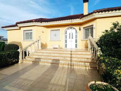 Villa en venta en Orihuela zona LOS DESEMPARADOS