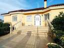 Villa en venta en Orihuela zona LOS DESEMPARADOS