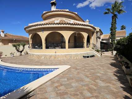 Villa en venta en Benijófar zona Costa Blanca
