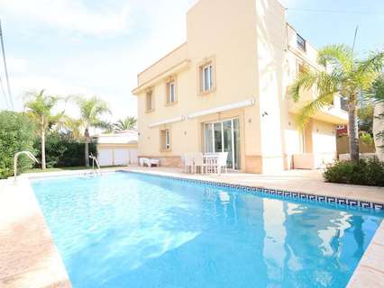 Villa en venta en Orihuela zona Cabo Roig