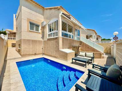 Casa en venta en Orihuela zona Orihuela-Costa