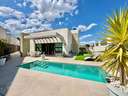 Villa en venta en San Miguel de Salinas zona Blue Lagoon - Galán