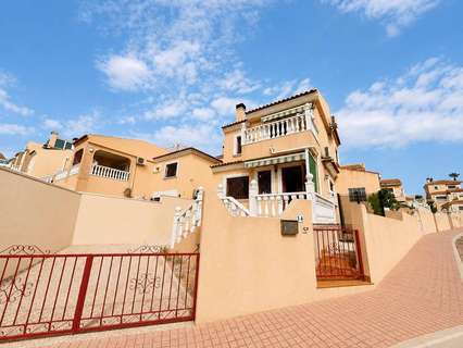 Villa en venta en Orihuela zona Villamartín
