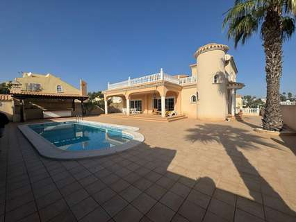 Villa en venta en Orihuela zona Orihuela-Costa