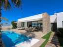 Villa en venta en Pilar de la Horadada zona Costa Blanca