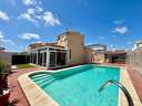 Villa en venta en Torrevieja zona San Luis