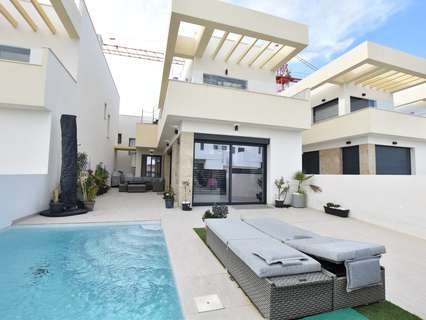 Villa en venta en Los Montesinos zona Costa Blanca