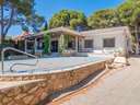 Villa en venta en Orihuela zona Dehesa de Campoamor