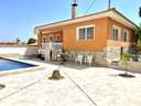 Villa en venta en Benijófar zona Costa Blanca