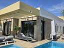 Villa en venta en Los Montesinos zona Costa Blanca