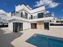 Villa en venta en Los Alcázares zona Dolores de Pacheco-Santa Rosalía