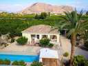 Casa en venta en Orihuela zona La Campaneta