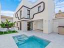 Casa en venta en Pilar de la Horadada zona Torre de la Horadada