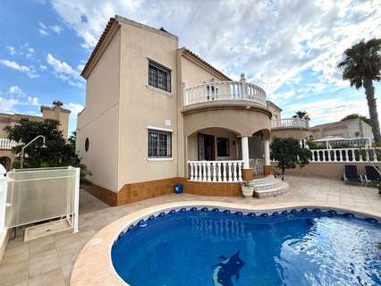 Villa en venta en Orihuela zona Orihuela-Costa