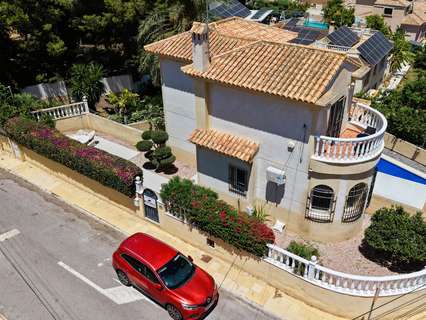 Villa en venta en Orihuela zona Villamartín