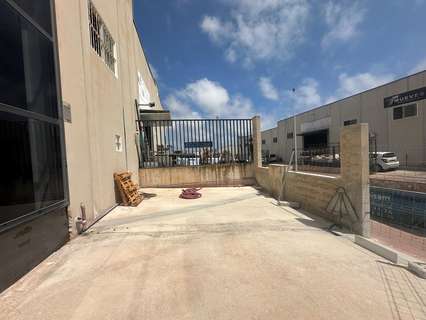 Nave industrial en alquiler en Torrevieja rebajada