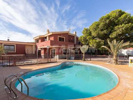 Chalet en venta en Huércal de Almería