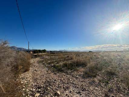 Chalet en venta en Novelda