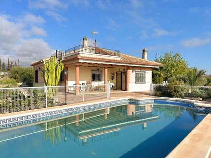 Chalet en venta en Novelda