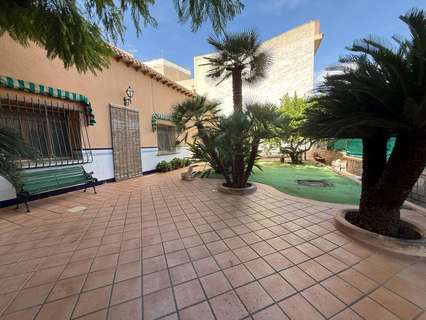 Chalet en venta en Novelda