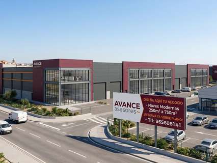 Nave industrial en alquiler en Novelda
