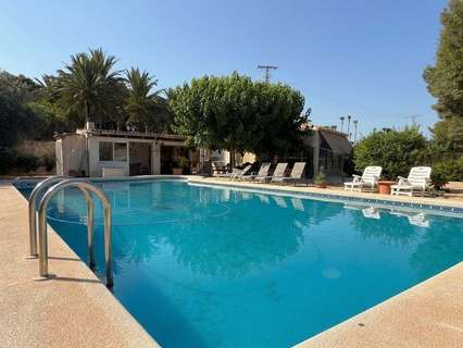 Chalet en venta en Novelda