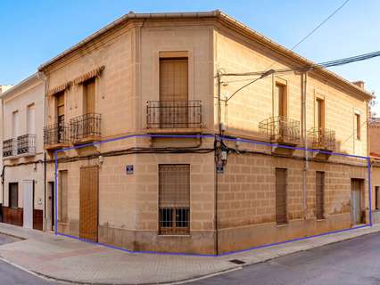 Casa en venta en Novelda