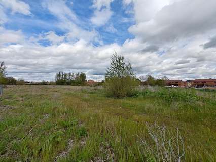 Parcela urbana en venta en Dueñas