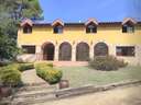 Casa rústica en venta en Montcada i Reixac