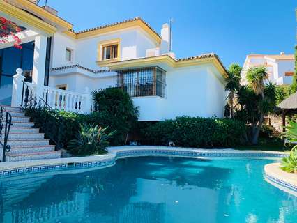 Villa en venta en Benalmádena