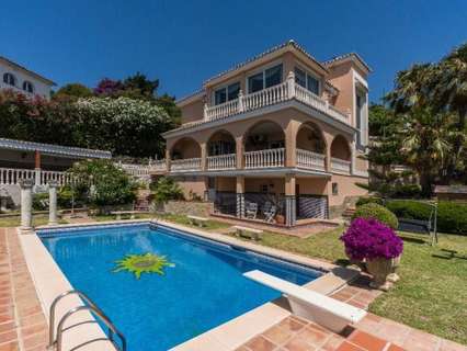 Villa en venta en Benalmádena, rebajada