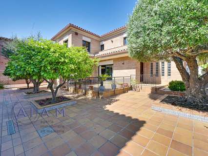 Chalet en venta en Pineda de Mar