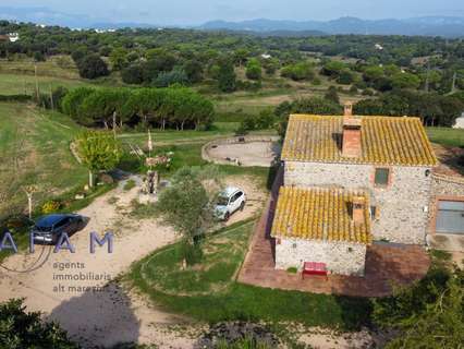 Masía en venta en Maçanet de la Selva