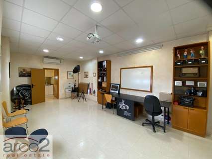 Local comercial en alquiler en Calella