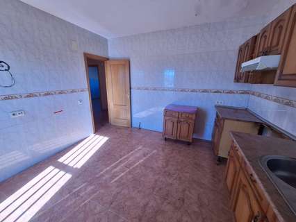 Chalet en venta en La Puebla de Montalbán