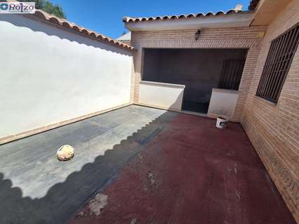 Chalet en venta en La Puebla de Montalbán
