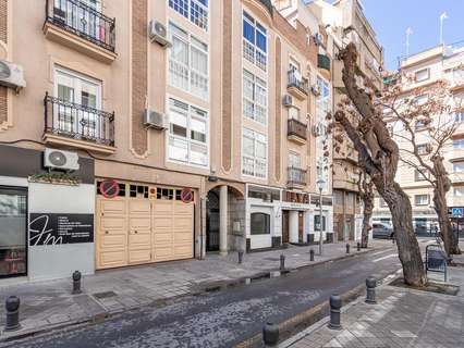 Plaza de parking en venta en Granada rebajada