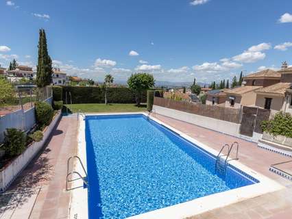 Casa en venta en La Zubia