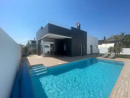 Chalet en venta en Pilar de la Horadada