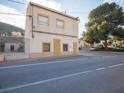 Casa en venta en Algueña, rebajada