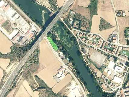 Parcela rústica en venta en Puente la Reina/Gares